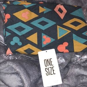 Super cute Disney leggings